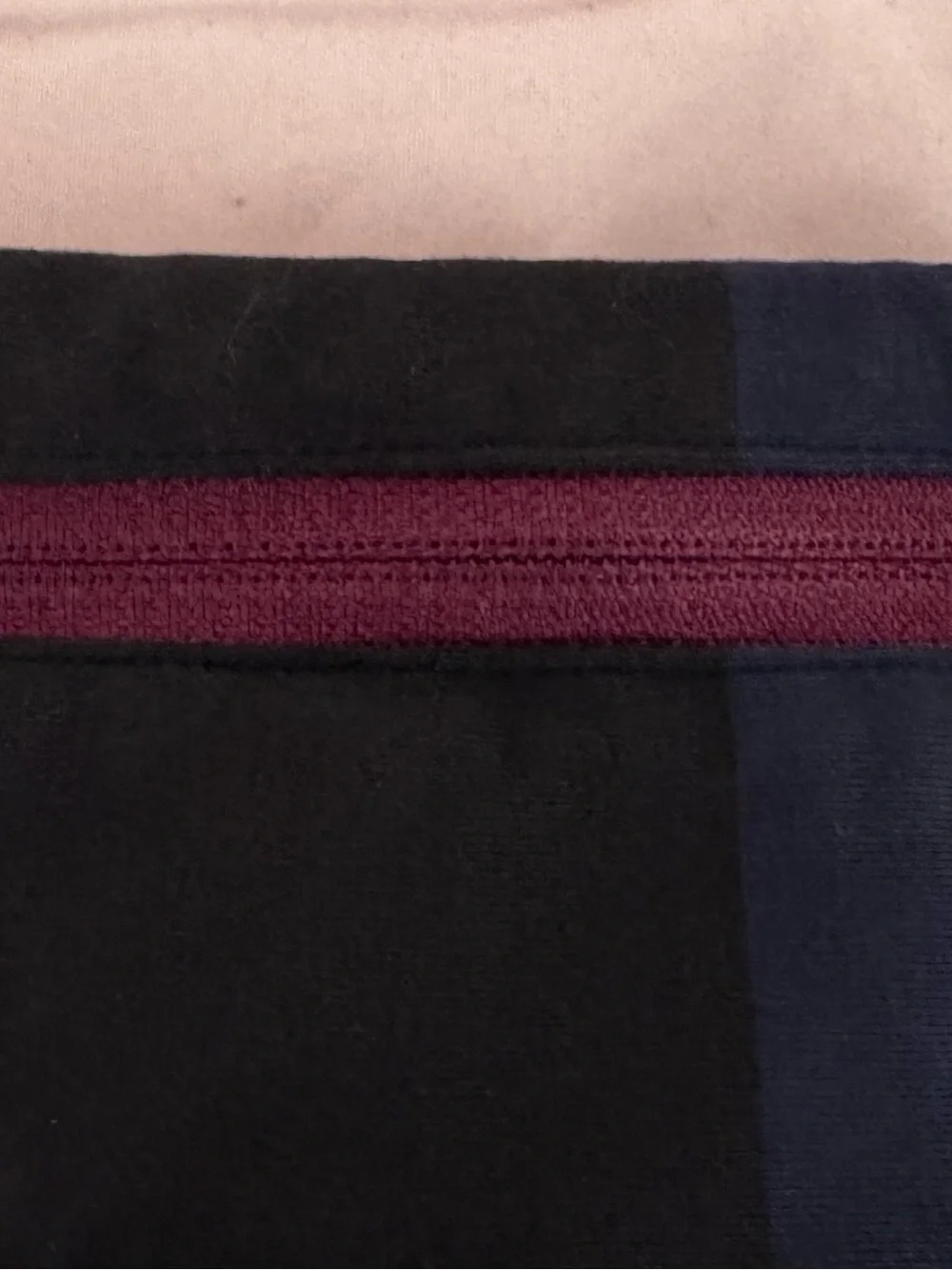 lululemon Run Pace Setter Skirt skort in plum pow stripe, size 8 pleated back